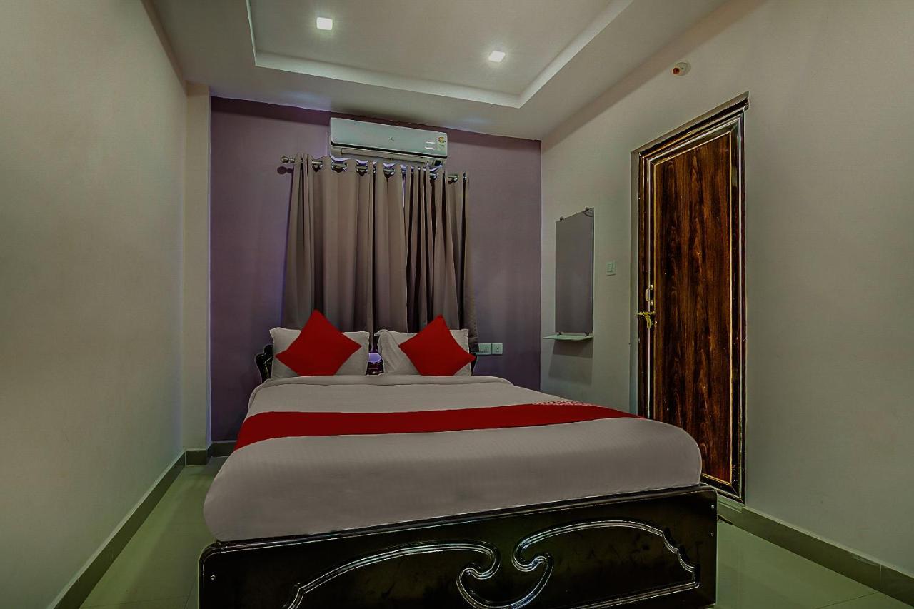 Oyo 8929 Stay Siddhartha Residency Jalāripeta Екстериор снимка