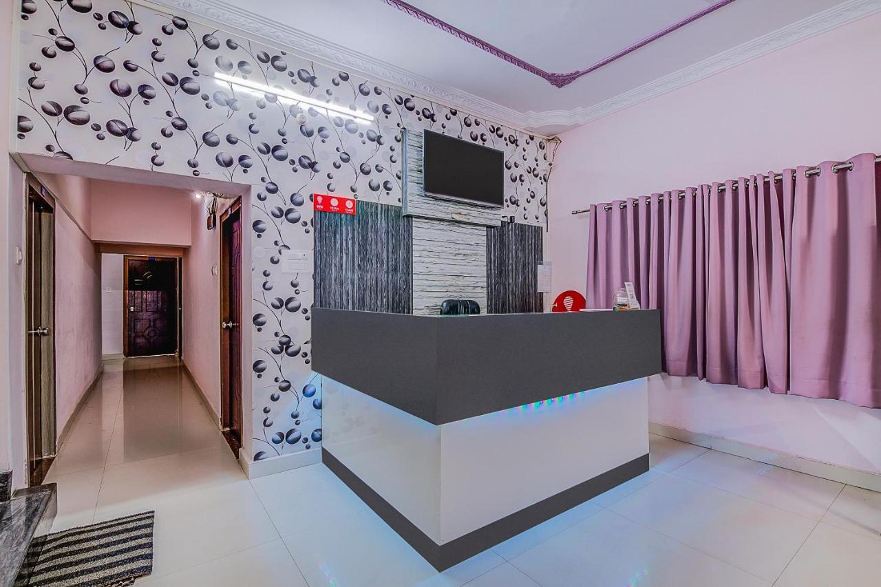 Oyo 8929 Stay Siddhartha Residency Jalāripeta Екстериор снимка